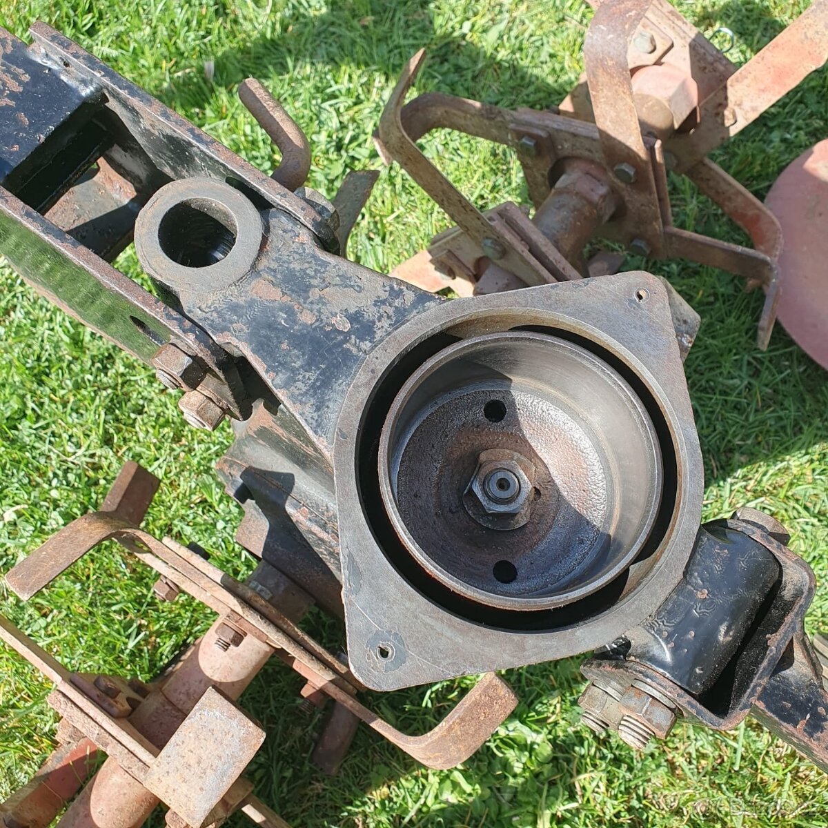 VARI TERA převodovka a rotavator AKY - 6