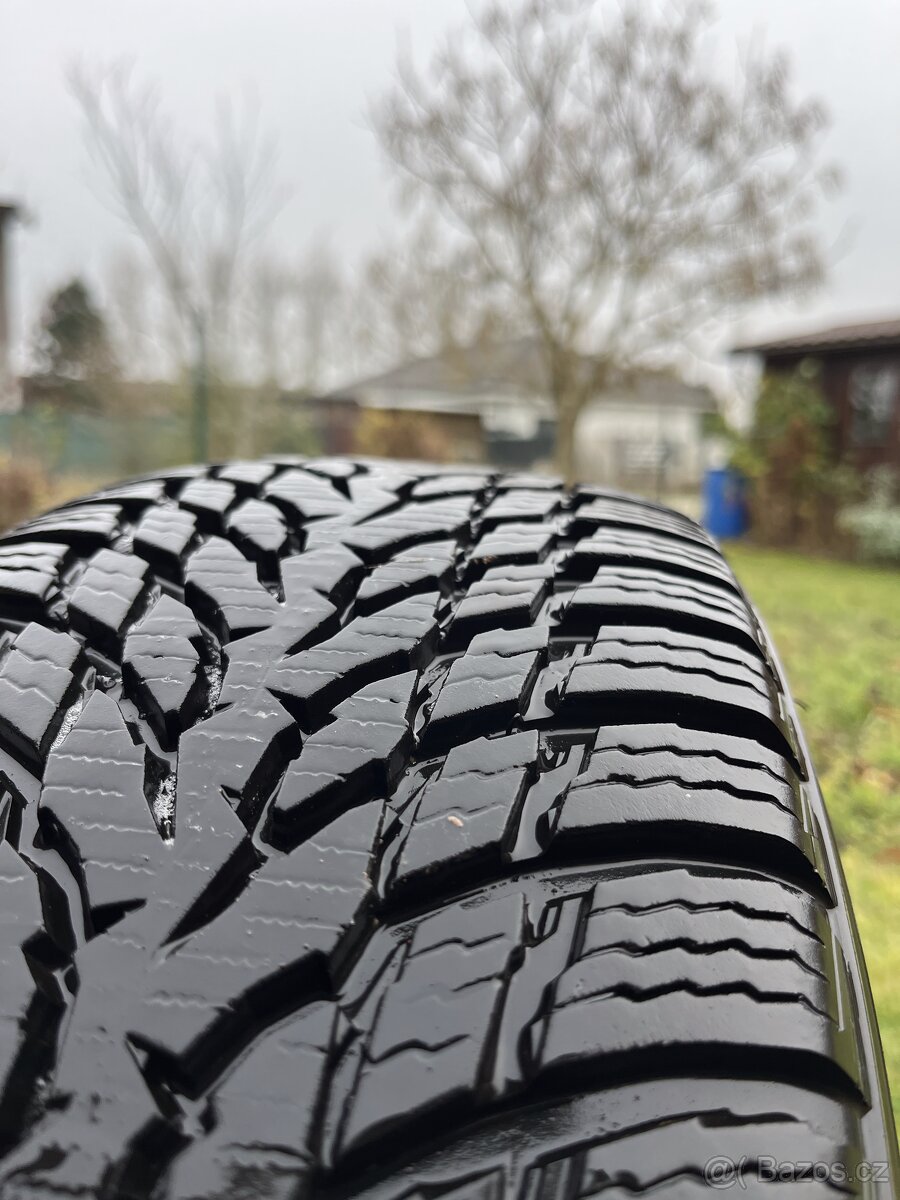 Zimní pneu NOKIAN 195/65 R15 rozteč 5x112 - 6