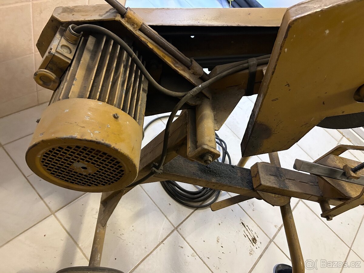 Frikční pila FP - 6