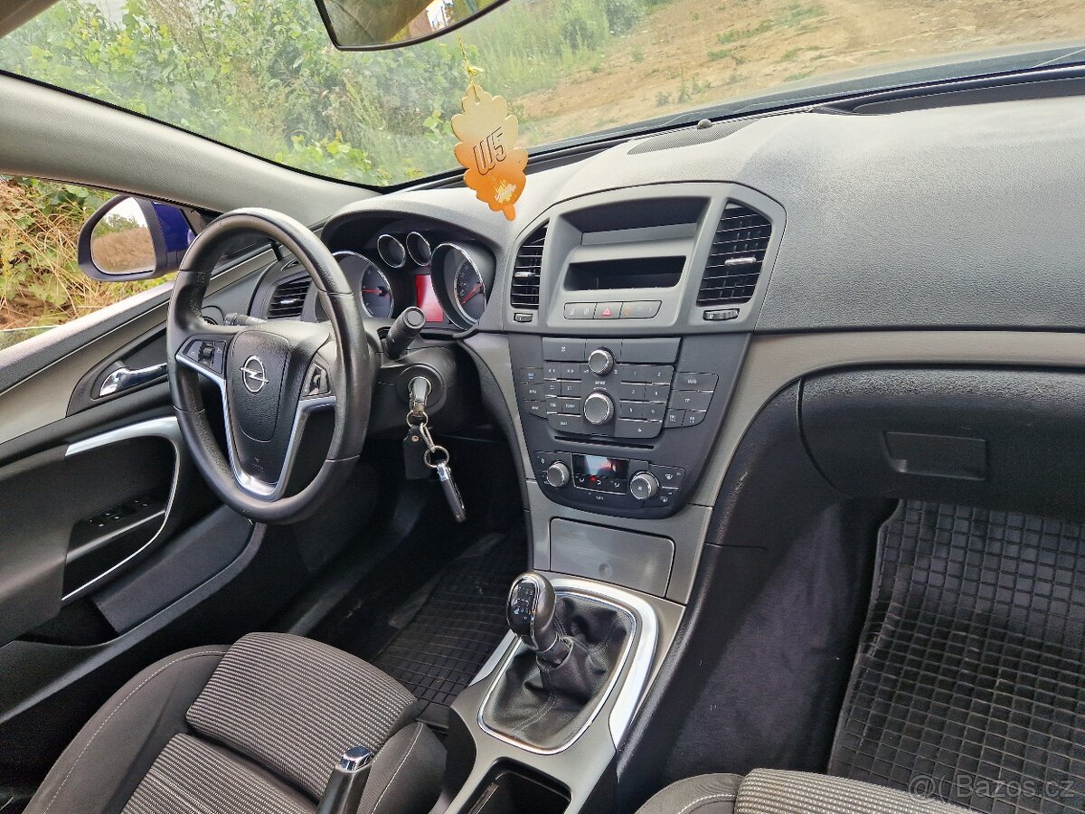 Opel Insignia 2.0 cdti 160 hp - nové ČR - serviska - - 6