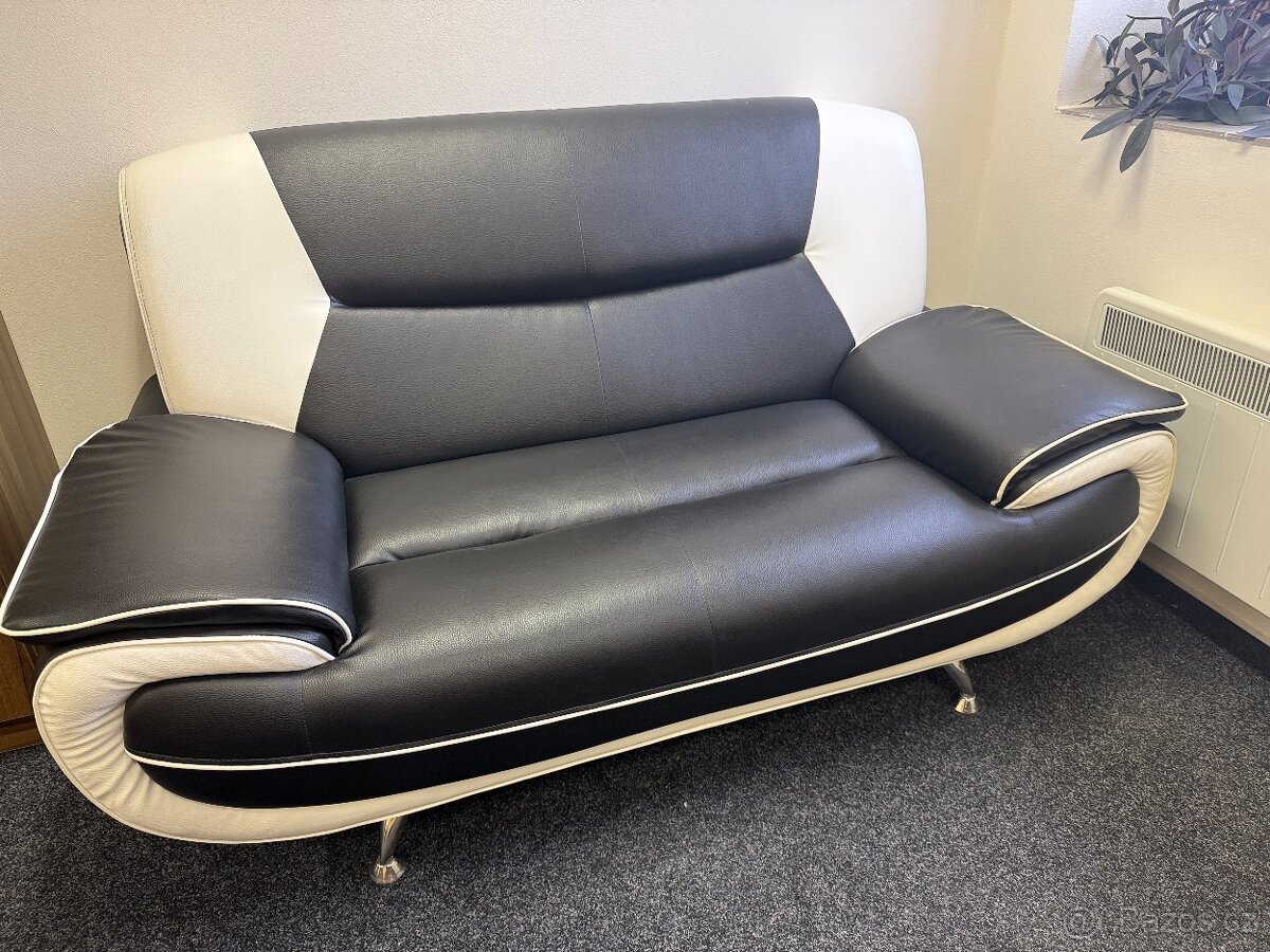 Kancelářský nábytek a ostatní - 6