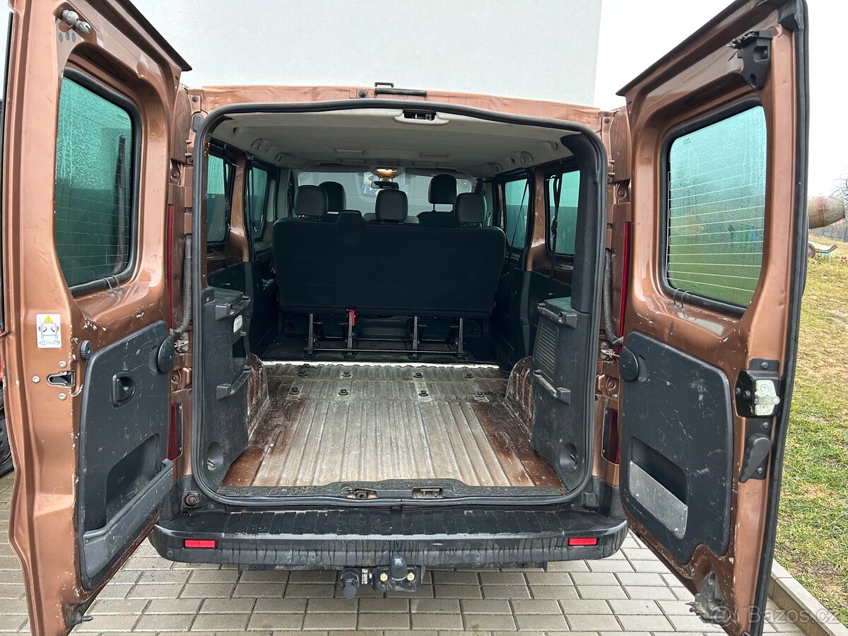 Prodám Renault Trafic 3 Long 1.6dci 92kw 8 míst 2017 - 6