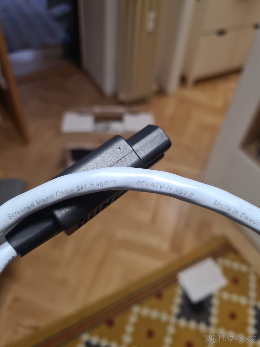 Cambridge Audio azur 650A - 6