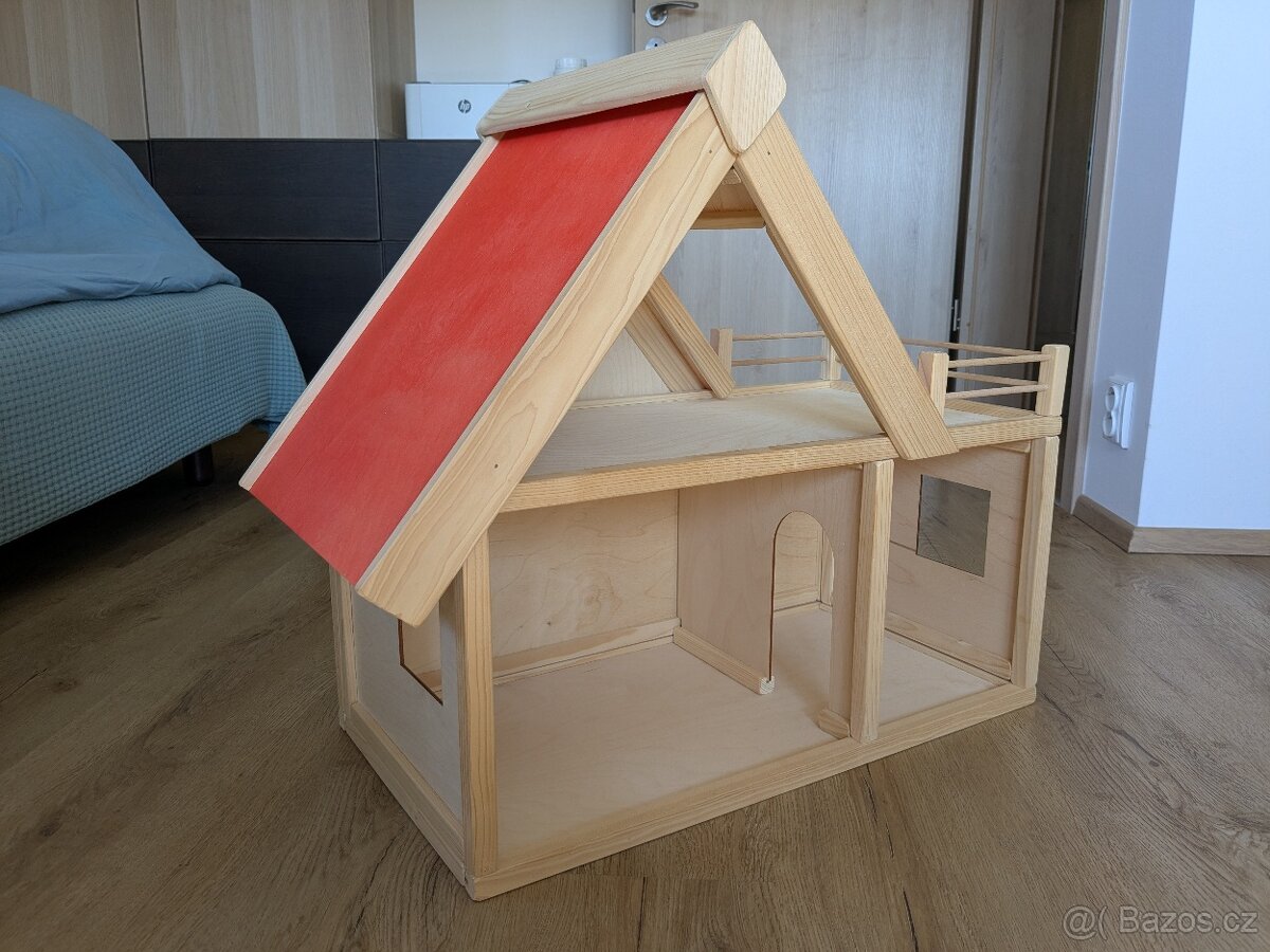 Dřevěný dům pro panenky - 6