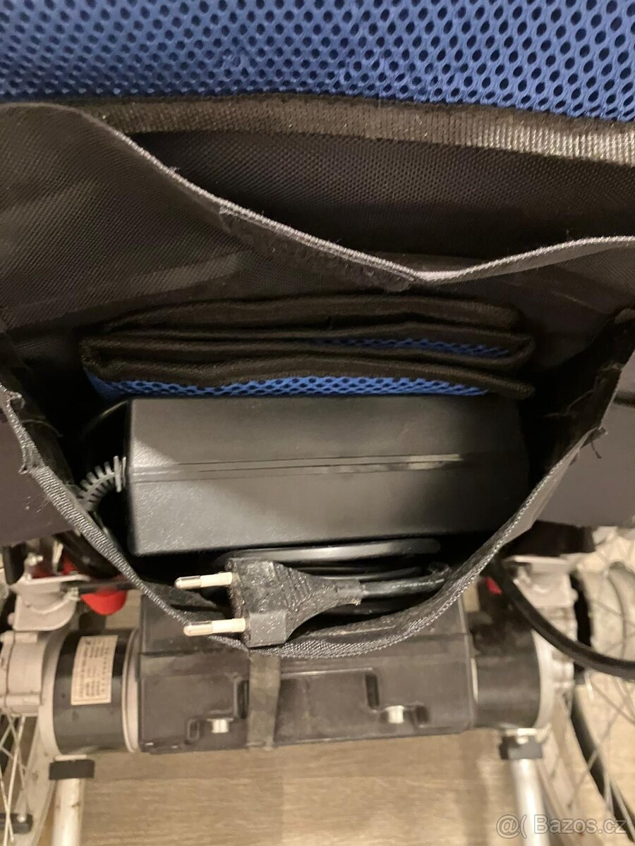 Elektrický invalidní vozík - 6