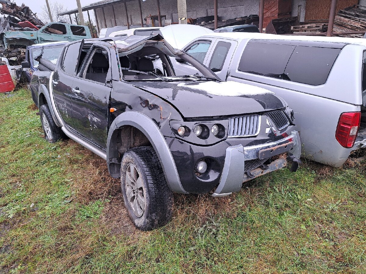 MITSUBISHI L200 DÍLY - 6