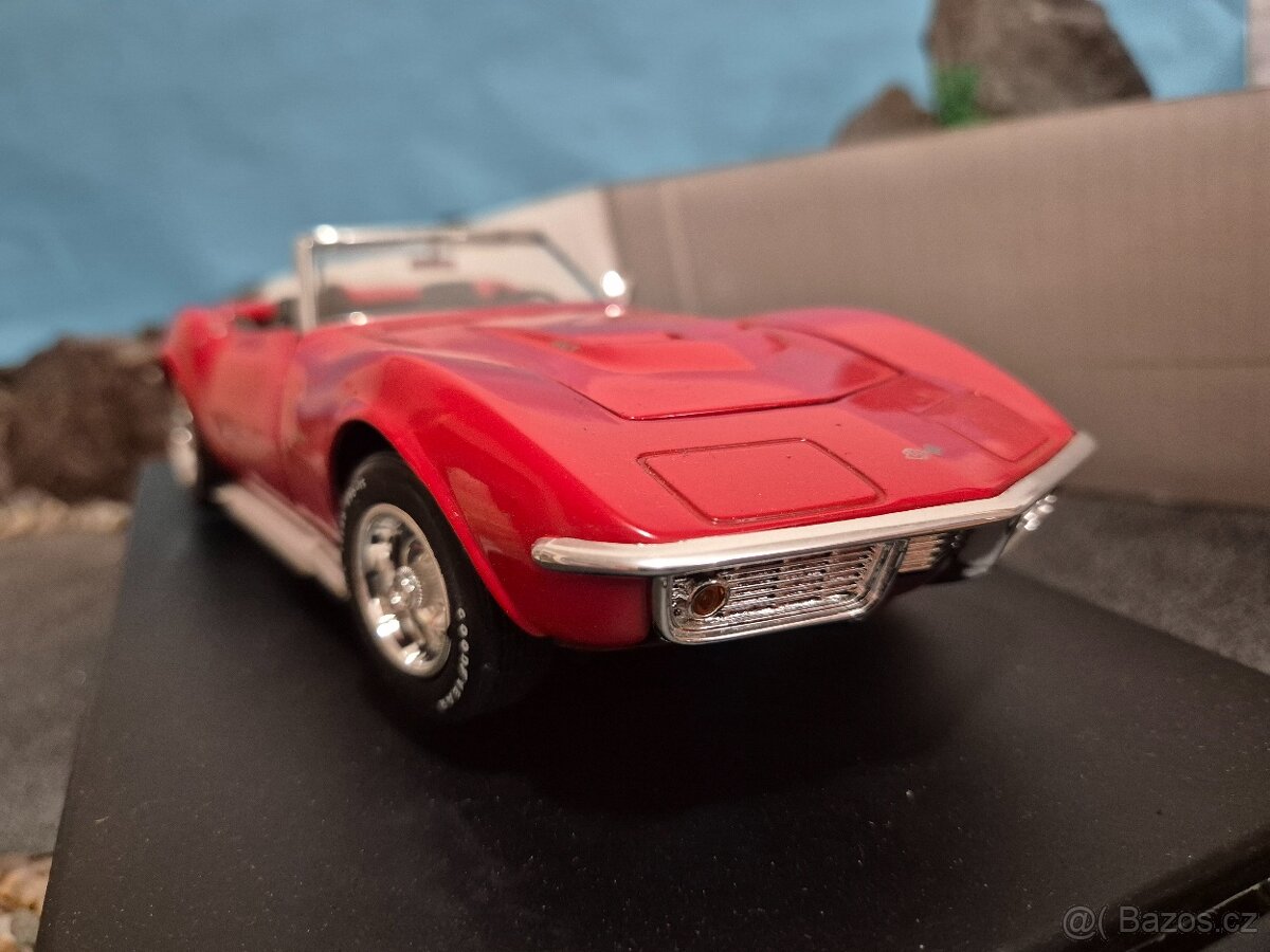 Prodám model 1:18 Chevrolet corvette 1969 - 6