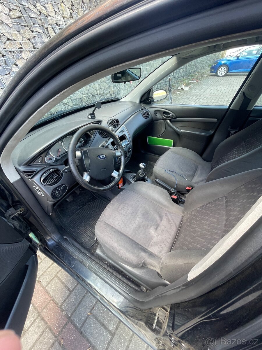 Ford Focus 2000 1.6 benzin - 6