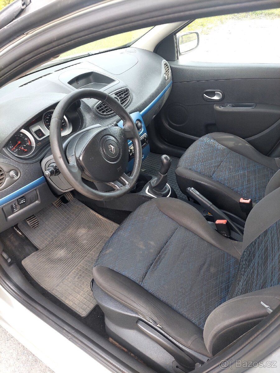 Renault Clio III - 6