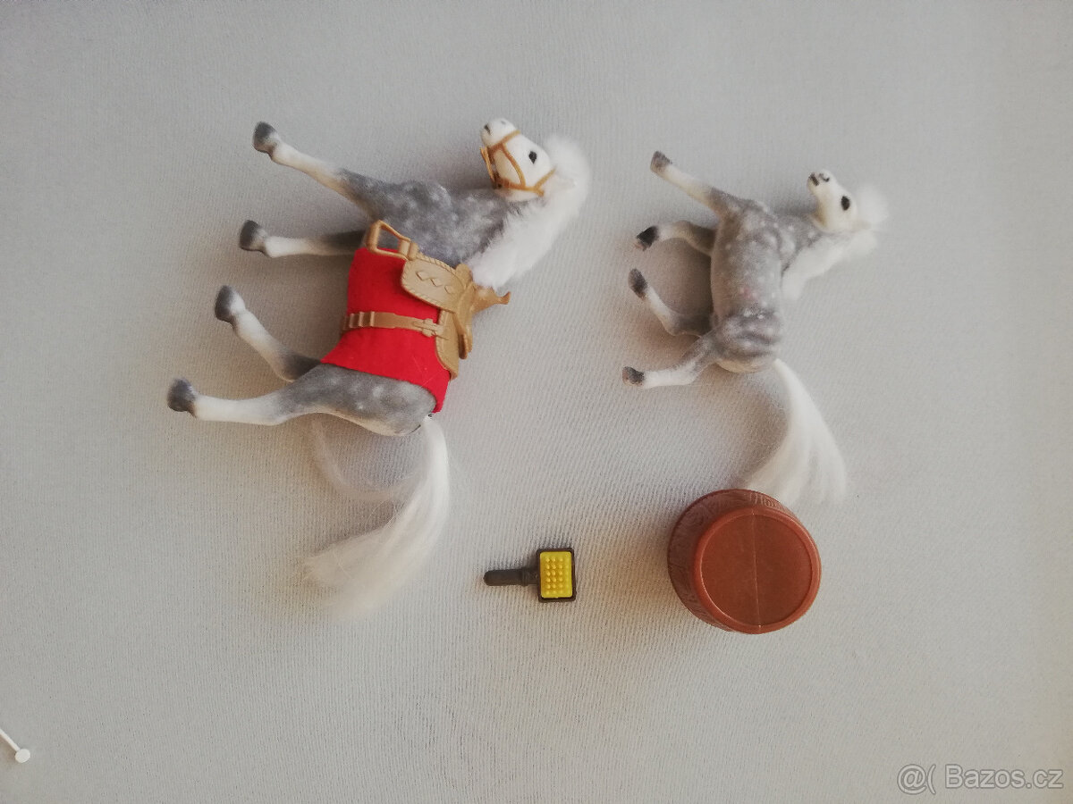 Prodám panenky a doplňky. - 6