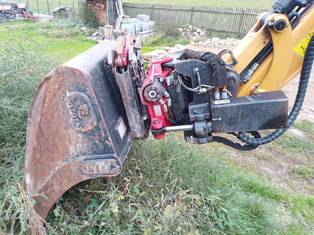 Pásový bagr Caterpillar 305 E2CR,rototilt. - 6