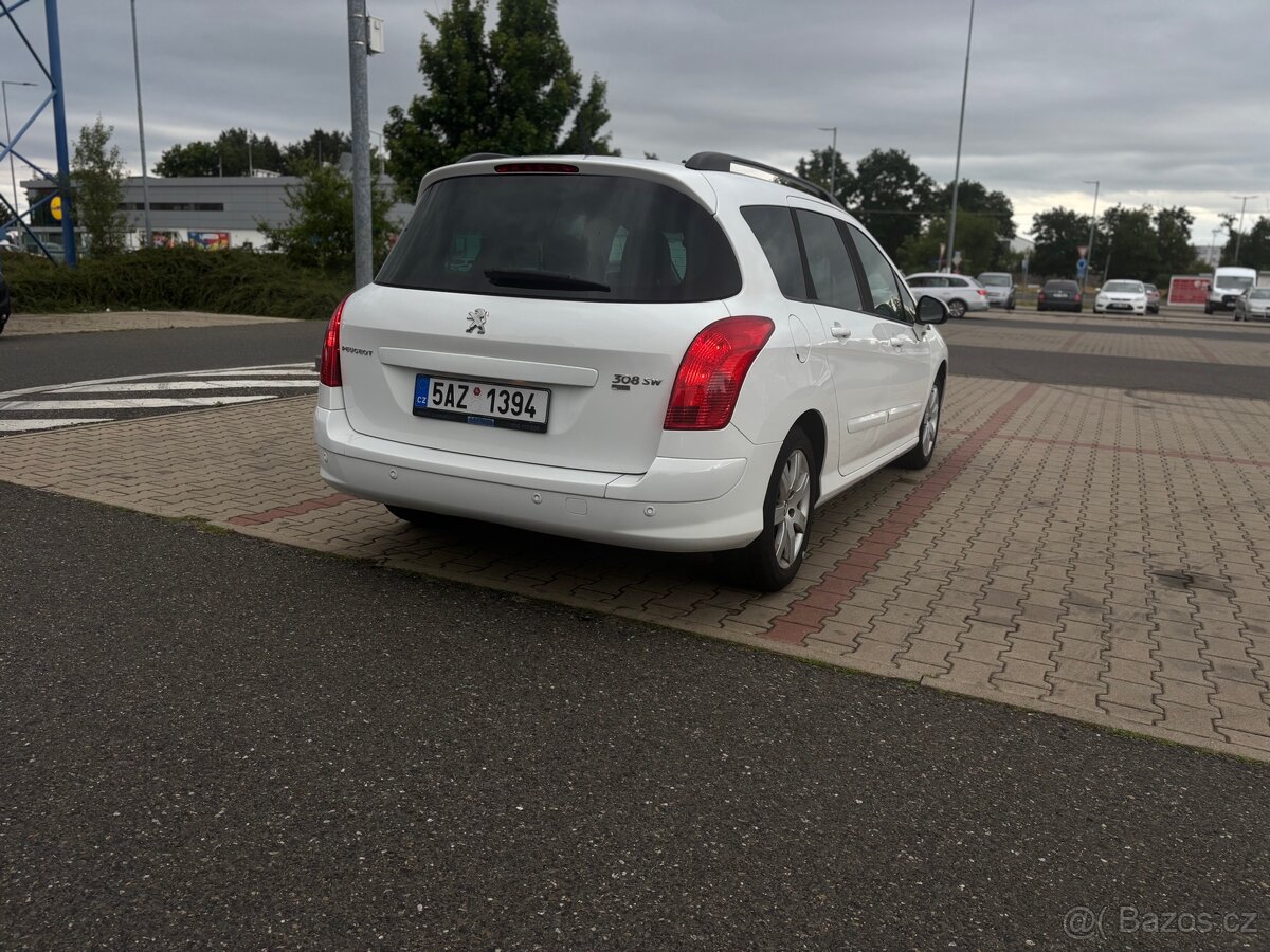 Peugeot 308 - 6