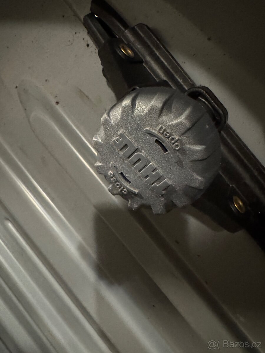 Střešní box Thule pacific 100 - 6