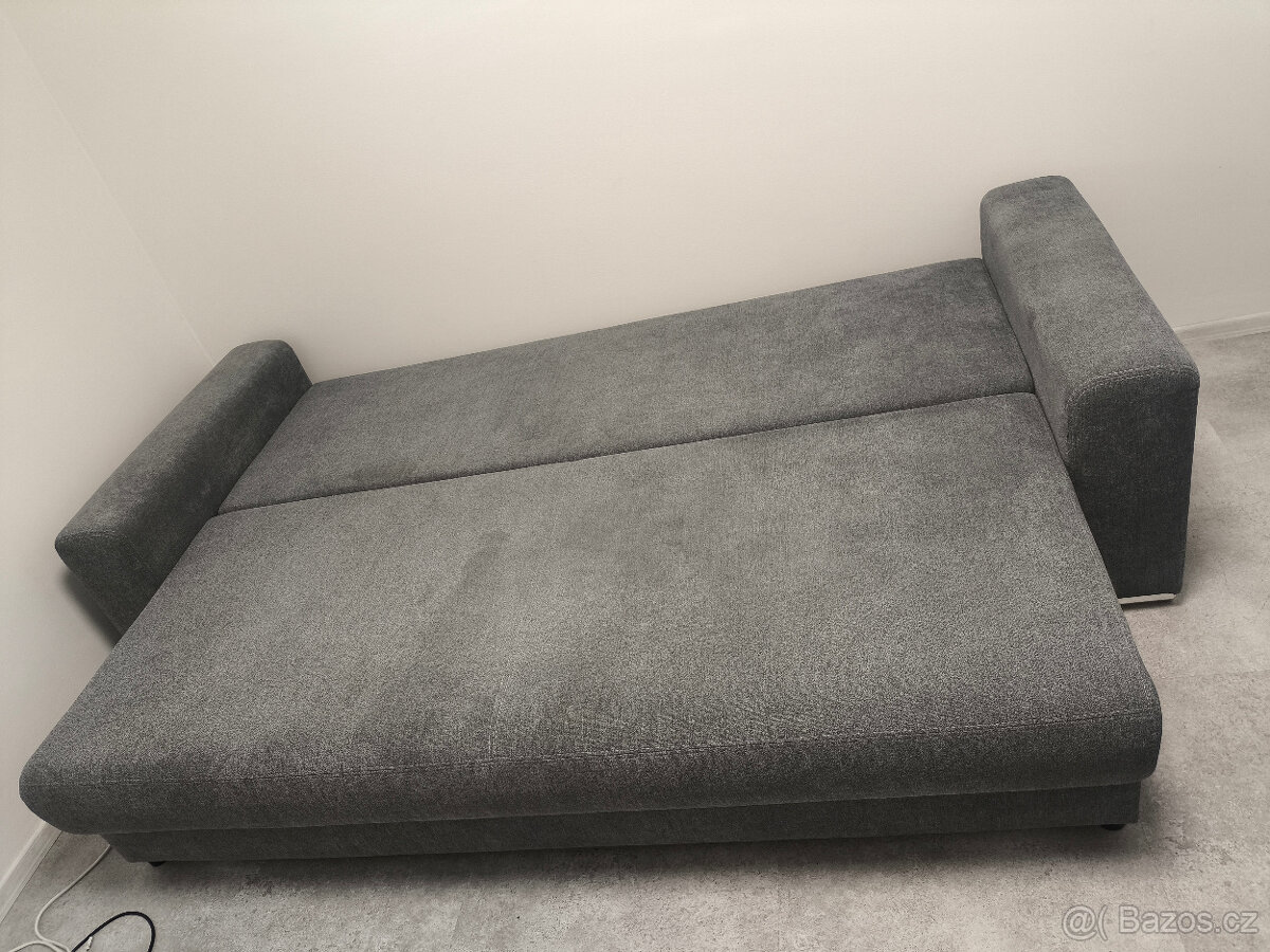 Rozkládací pohovka - 6