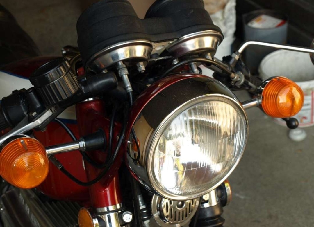 Suzuki GT 250 Ram Air System 1973 - 6