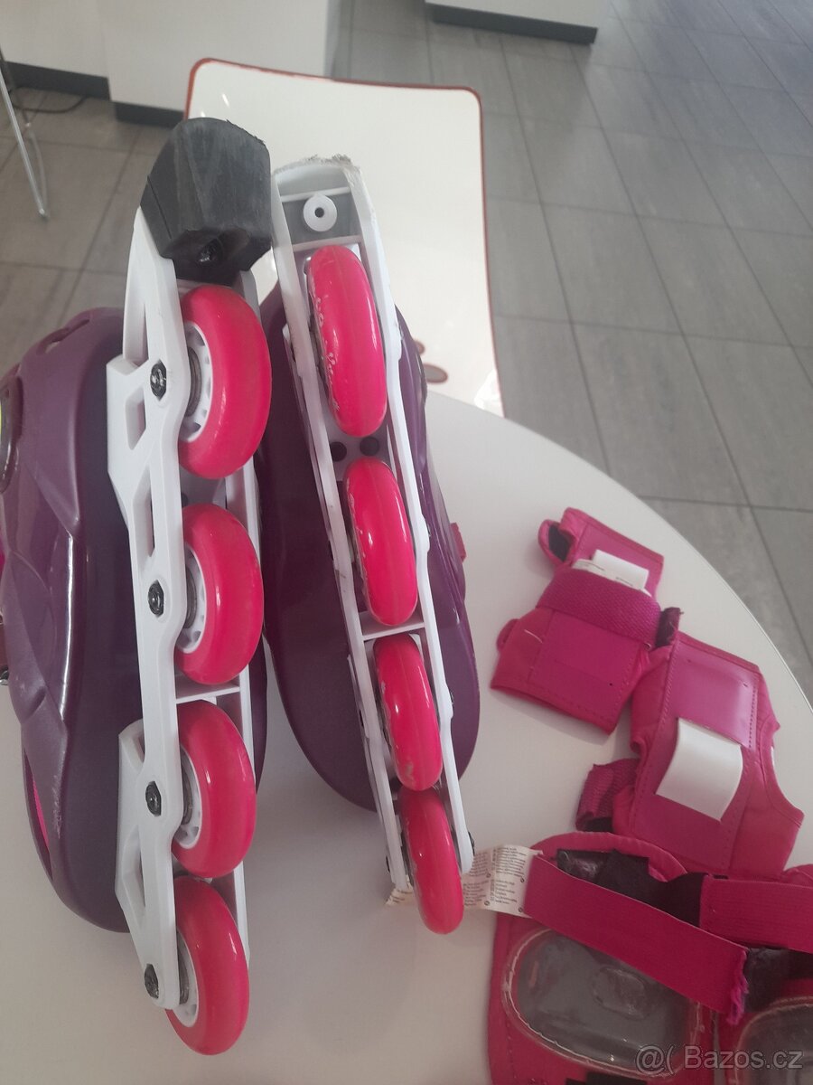 dětské kolečkové brusle Oxelo + chrániče - 6