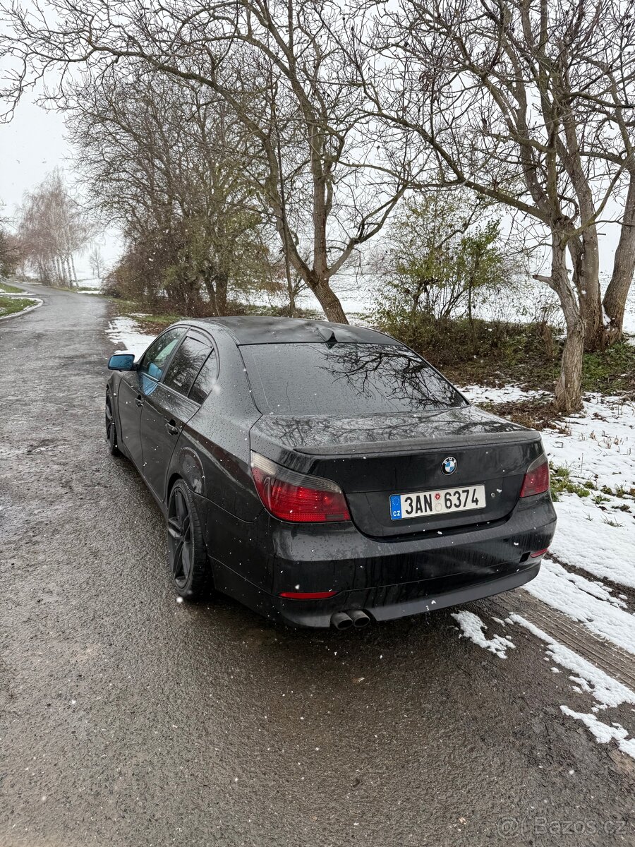BMW E60 530D 200kW Manuál - 6