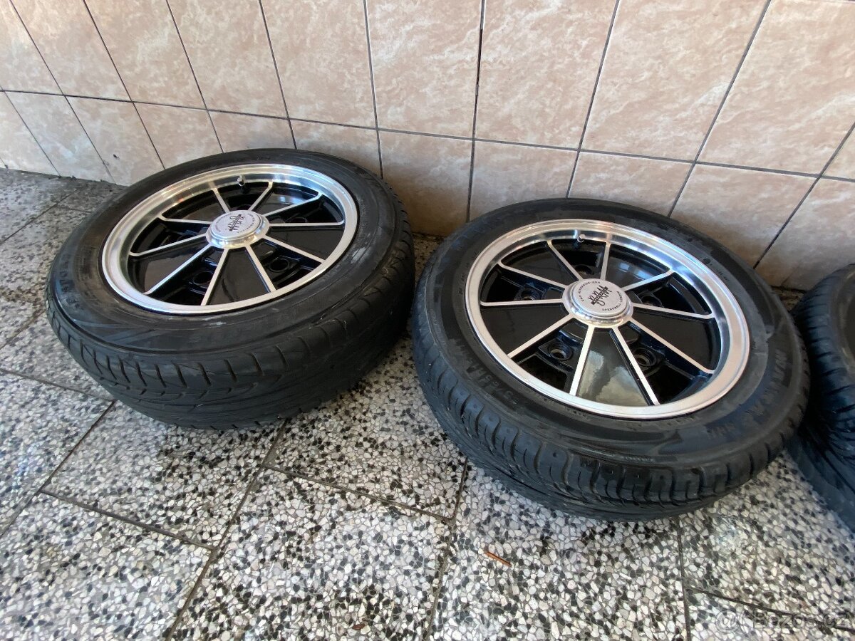 Kola na Volkswagen T1 - 6