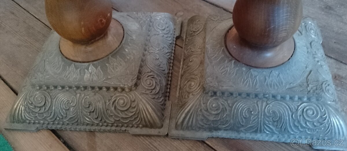 Luxusní masivní, vyřezávané, tepané stojany na kytky - 2 ks - 6