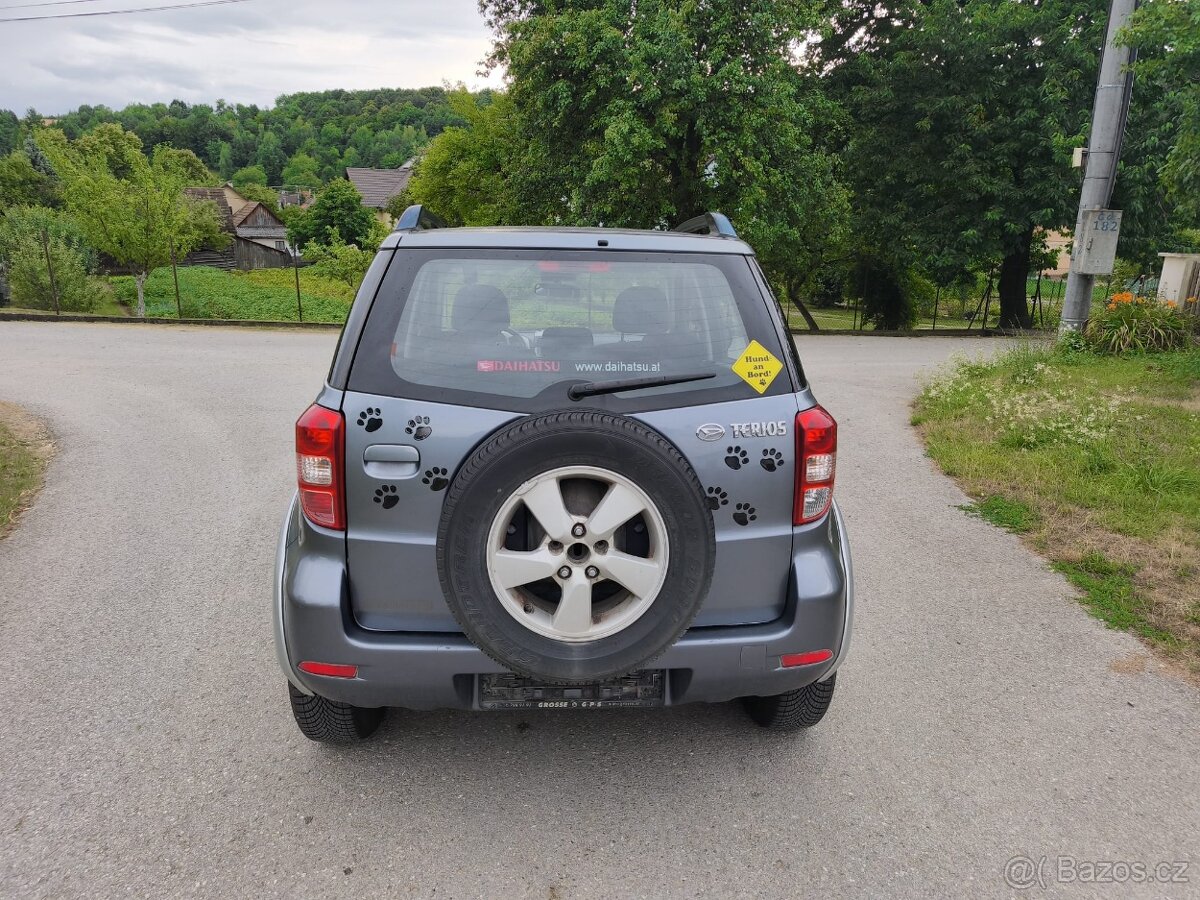 Daihatsu Terios 1.5 4x4 - 6