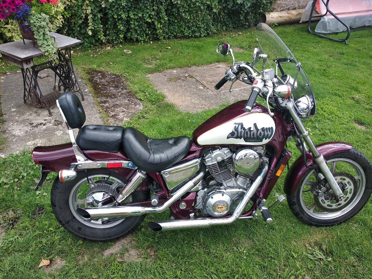Honda VT 1100 Shadow USA - 6