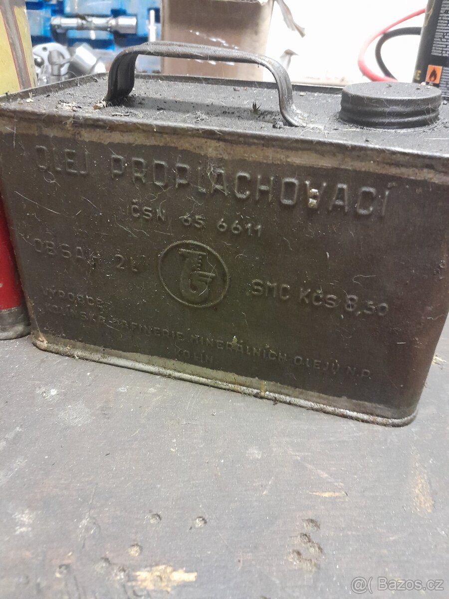 Staré plechovky od olejů - 6