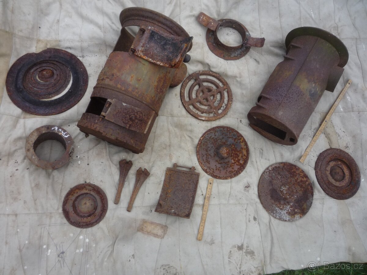 prodám různá stará kamnová dvířka, litinová kamínka bubínek, - 6