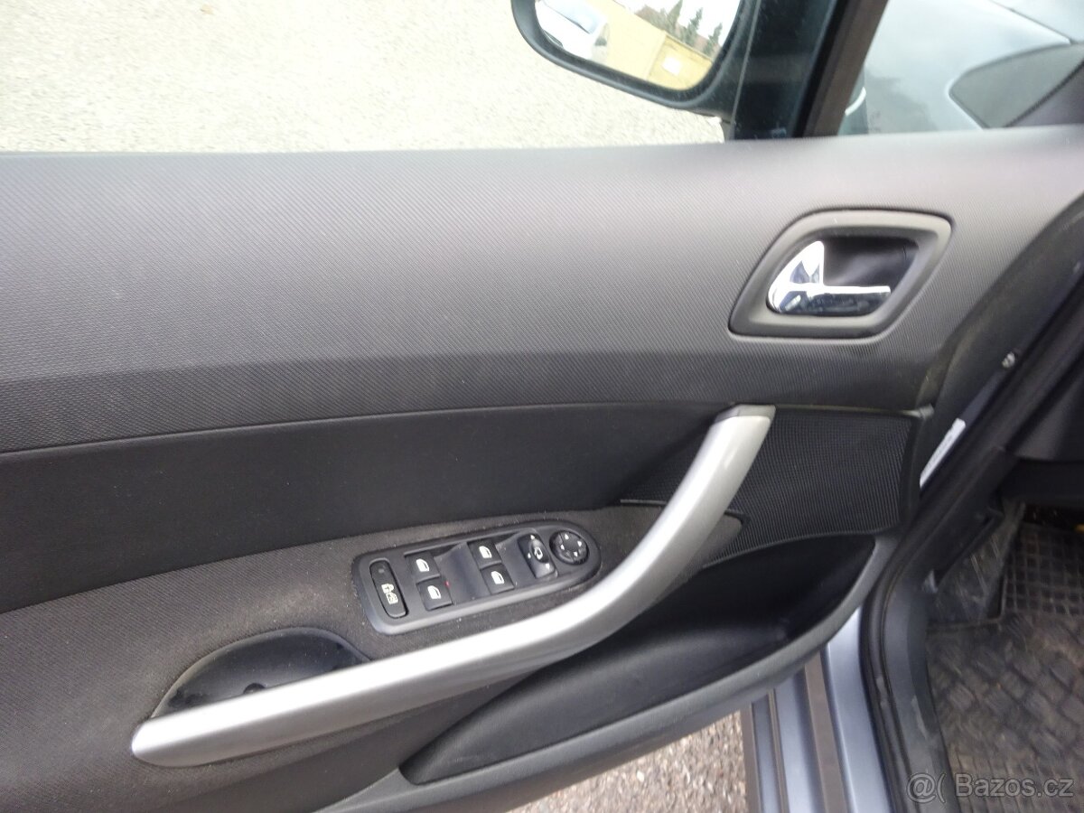 Peugeot 308 1.6i r.v.2010 serviska STK:9/2027 - 6