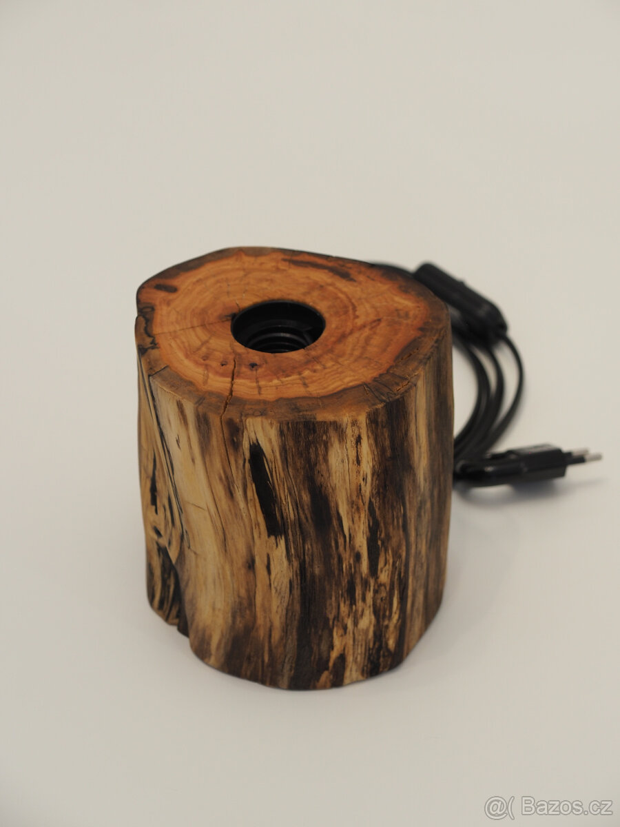 Stolní lampa z masivu - 6