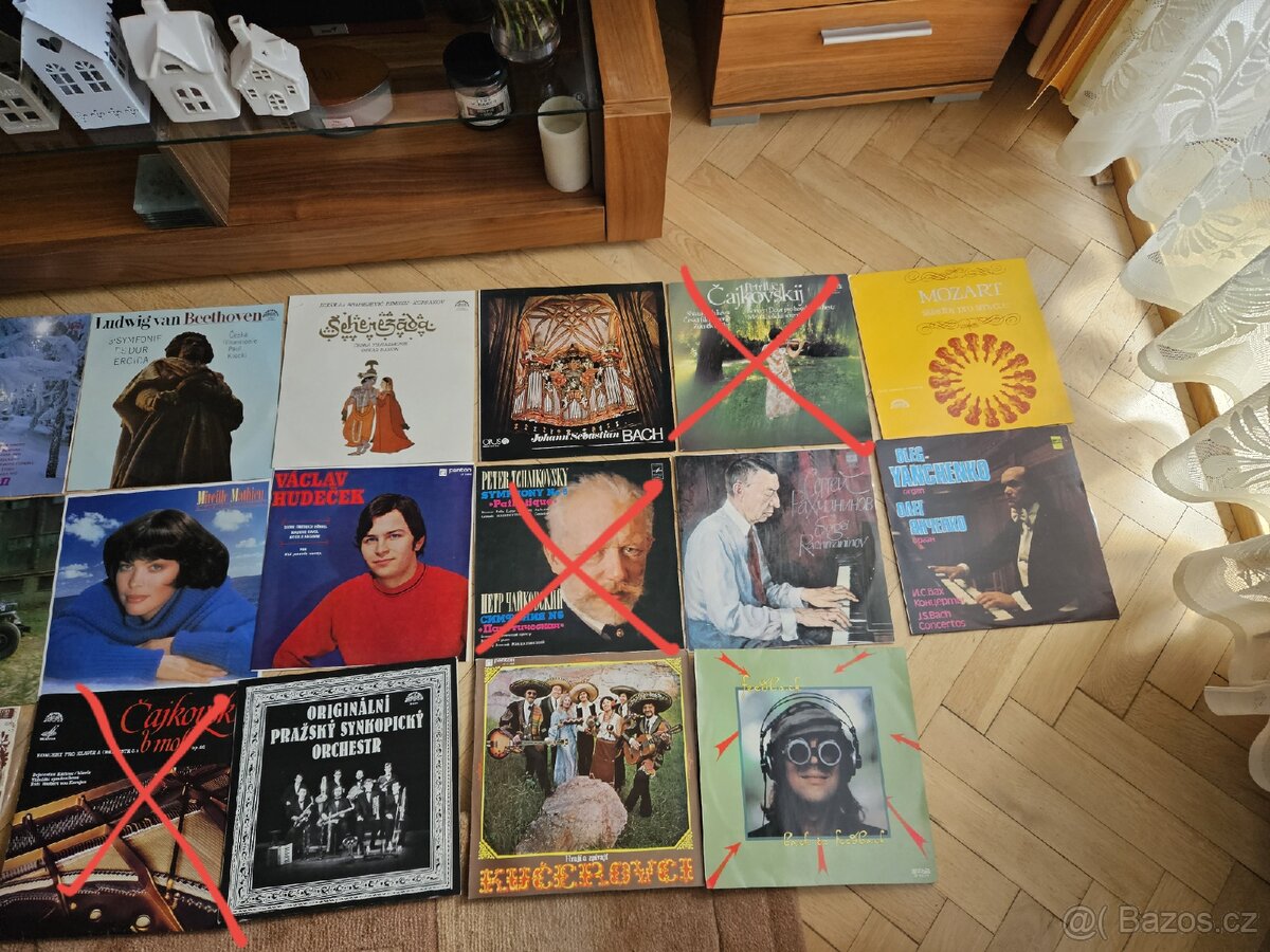 LP desky - 44 velkých + 68 malých - 6