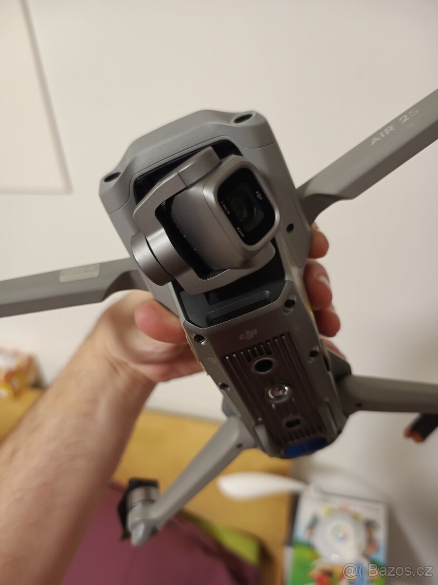 DJI Air 2s Fly More Combo - 6