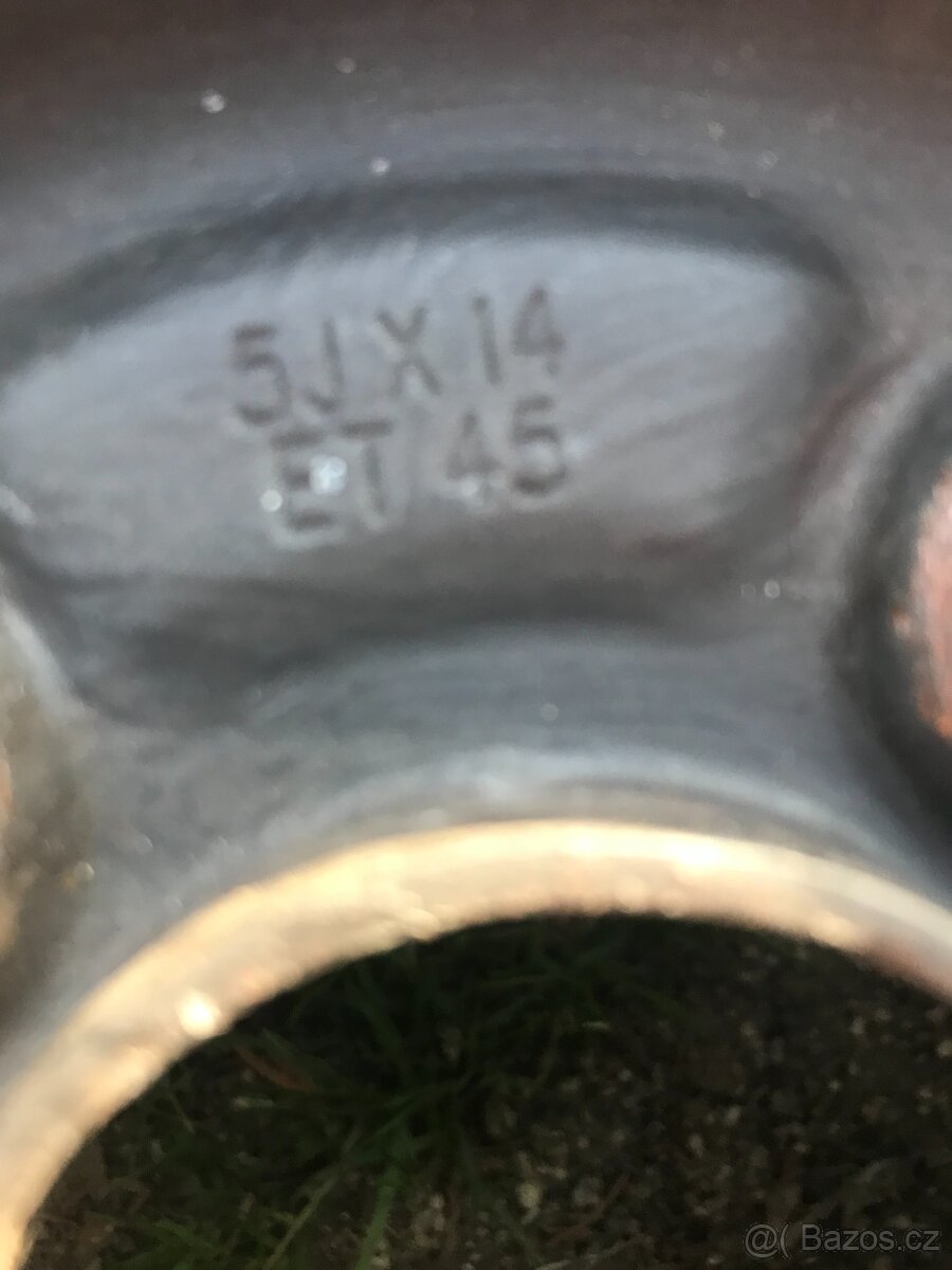 PNEU NA DISCÍCH - 6