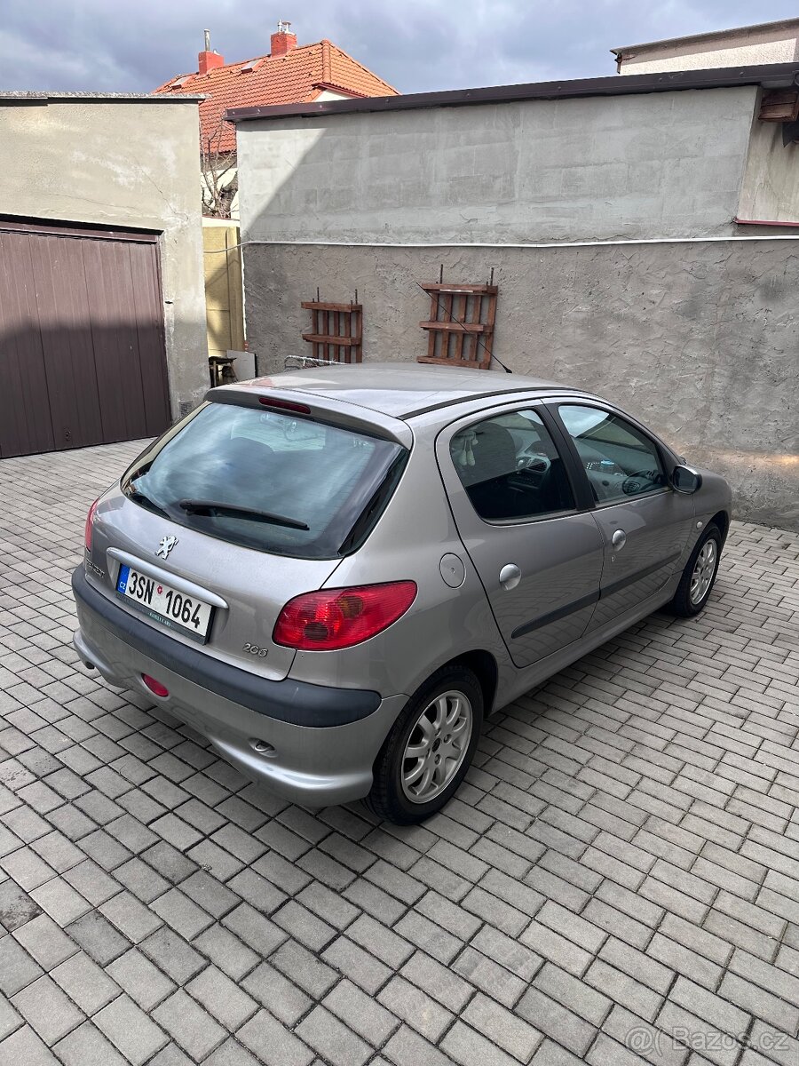 Peugeot 206 - 6