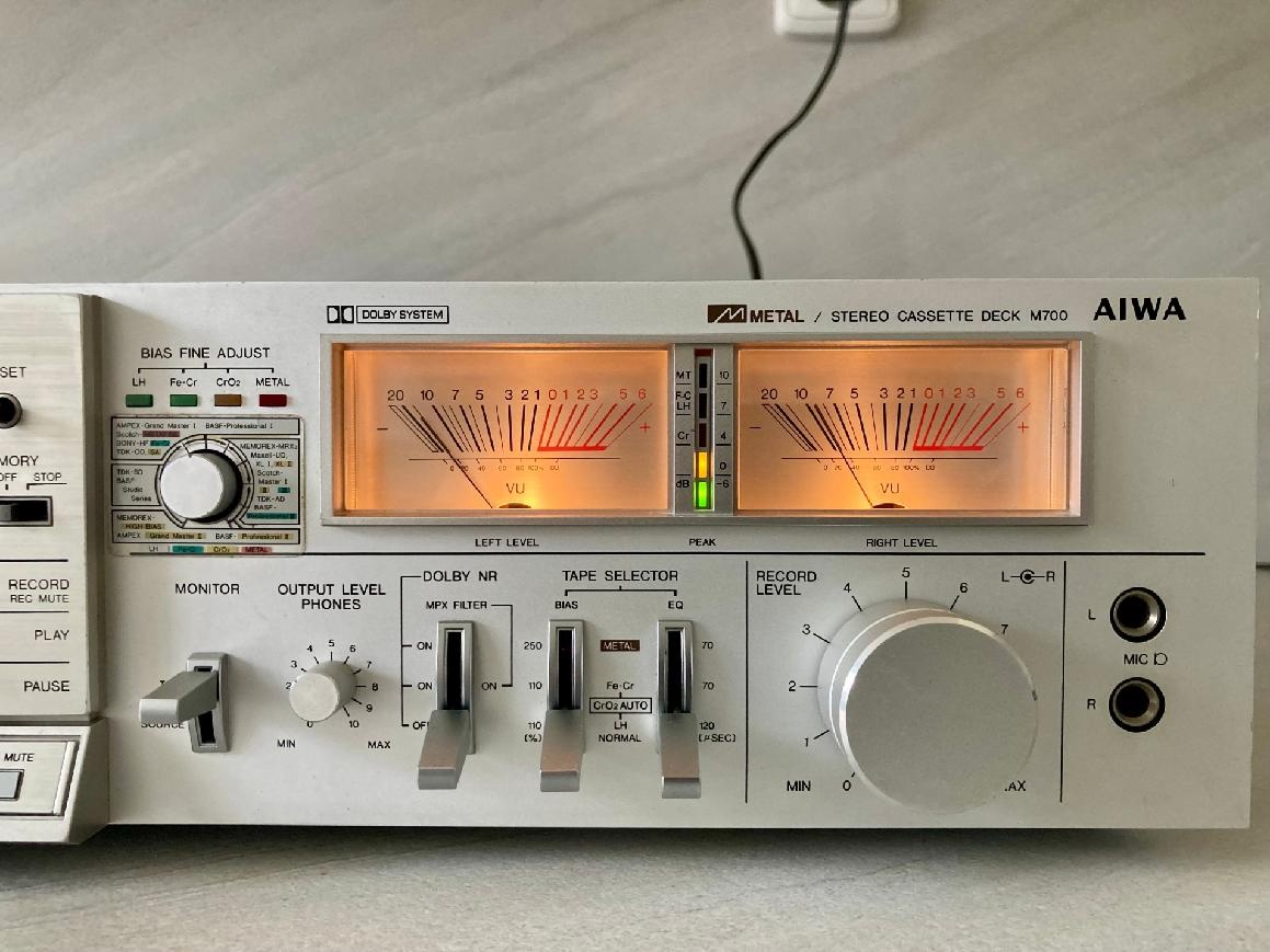 Aiwa M 700 - 3 head TOP - 6