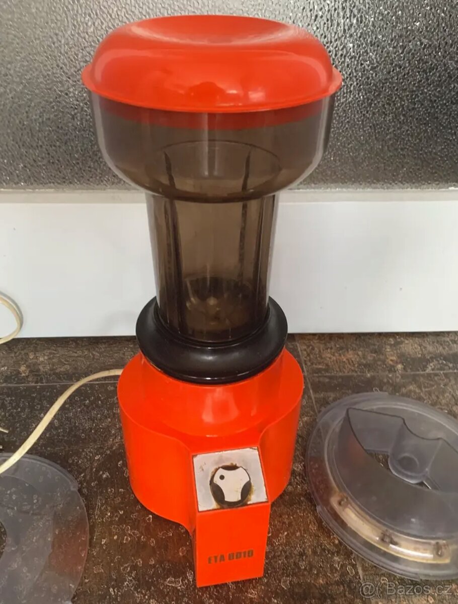 Kuchyňský robot ETA 0010 s bohatým příslušenstvím - 6