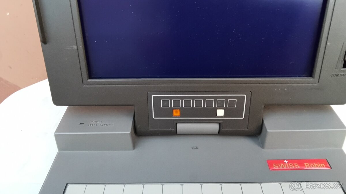 Retro laptop . - 6