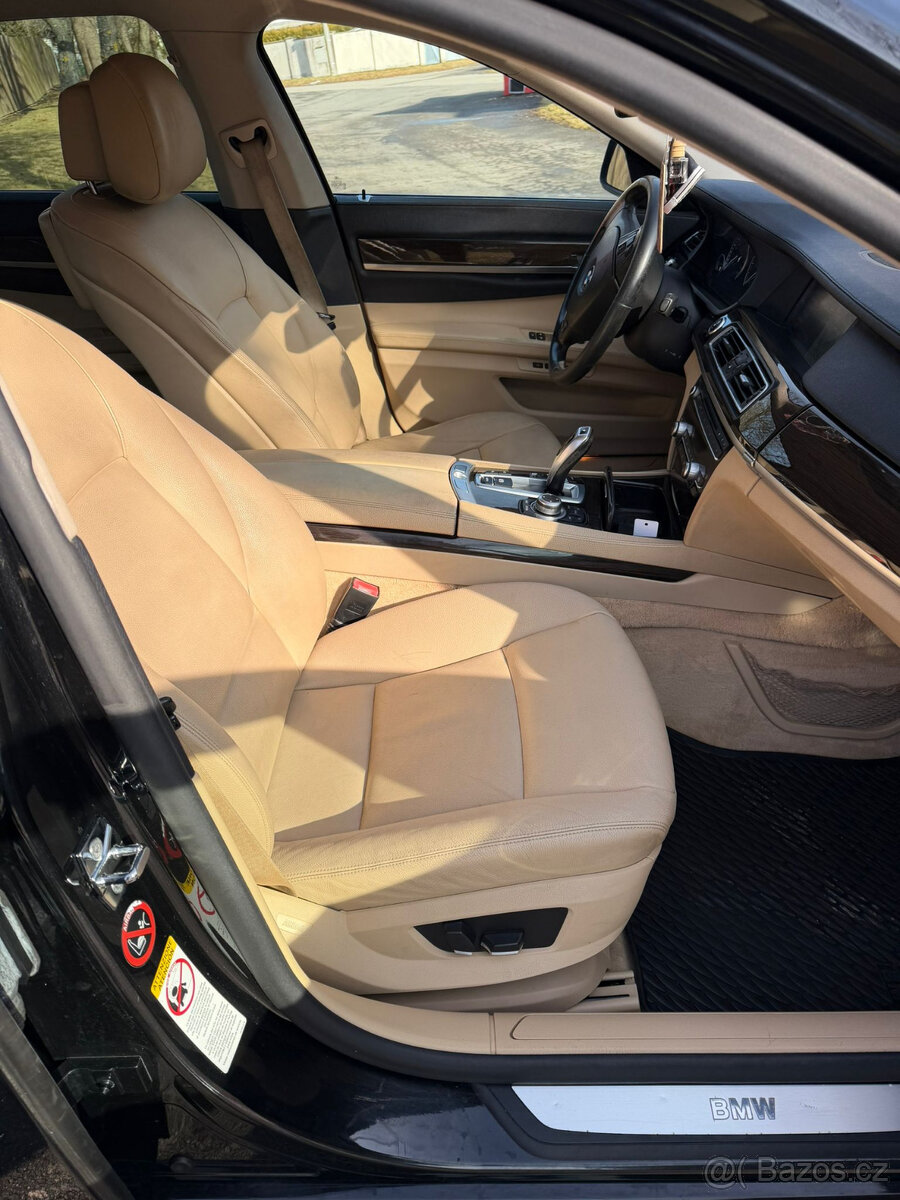 BMW 730D LONG 170kW – max. výbava, po servisu - 6