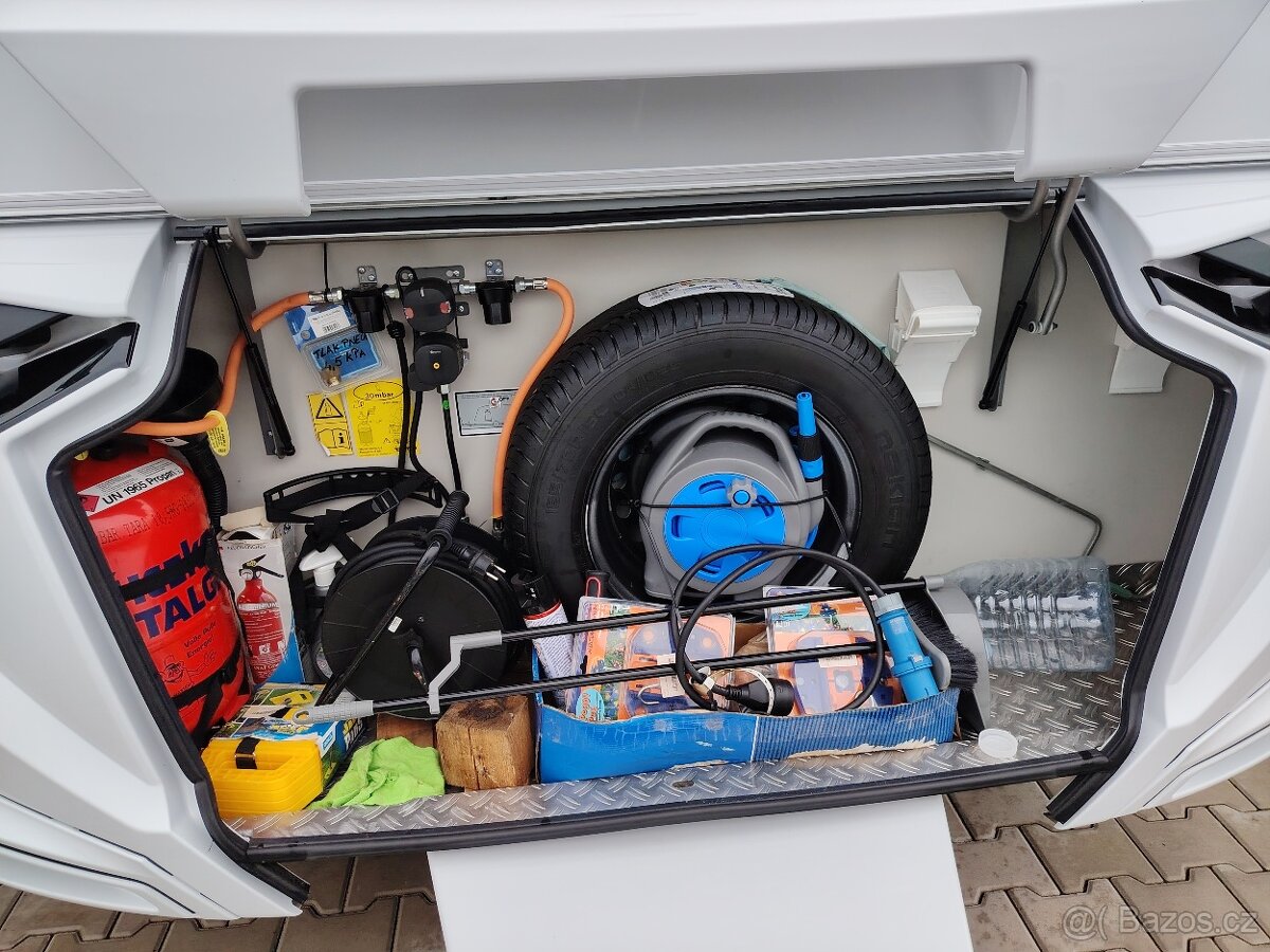 Knaus Südwind 460 EU 60 Years Edition • 2022 - 6