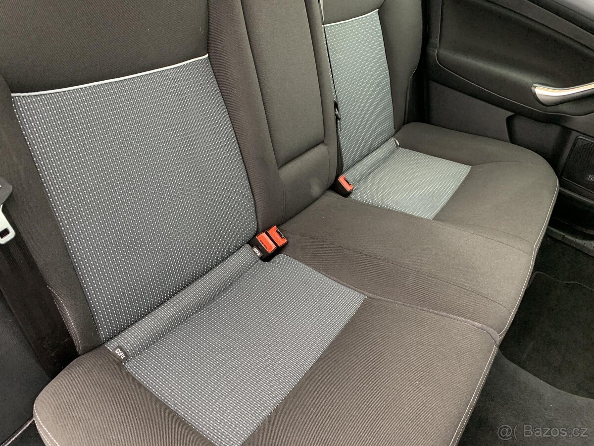 Ford Mondeo 2.0 TDCi , 120 kW nafta, 2012 - 6