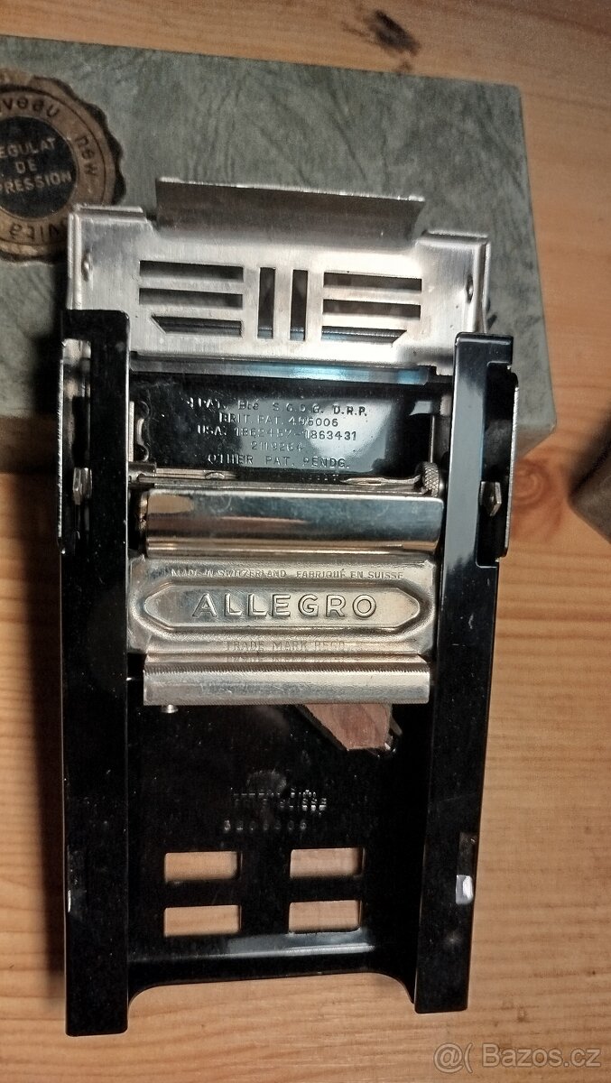 Brousek žiletek - 6