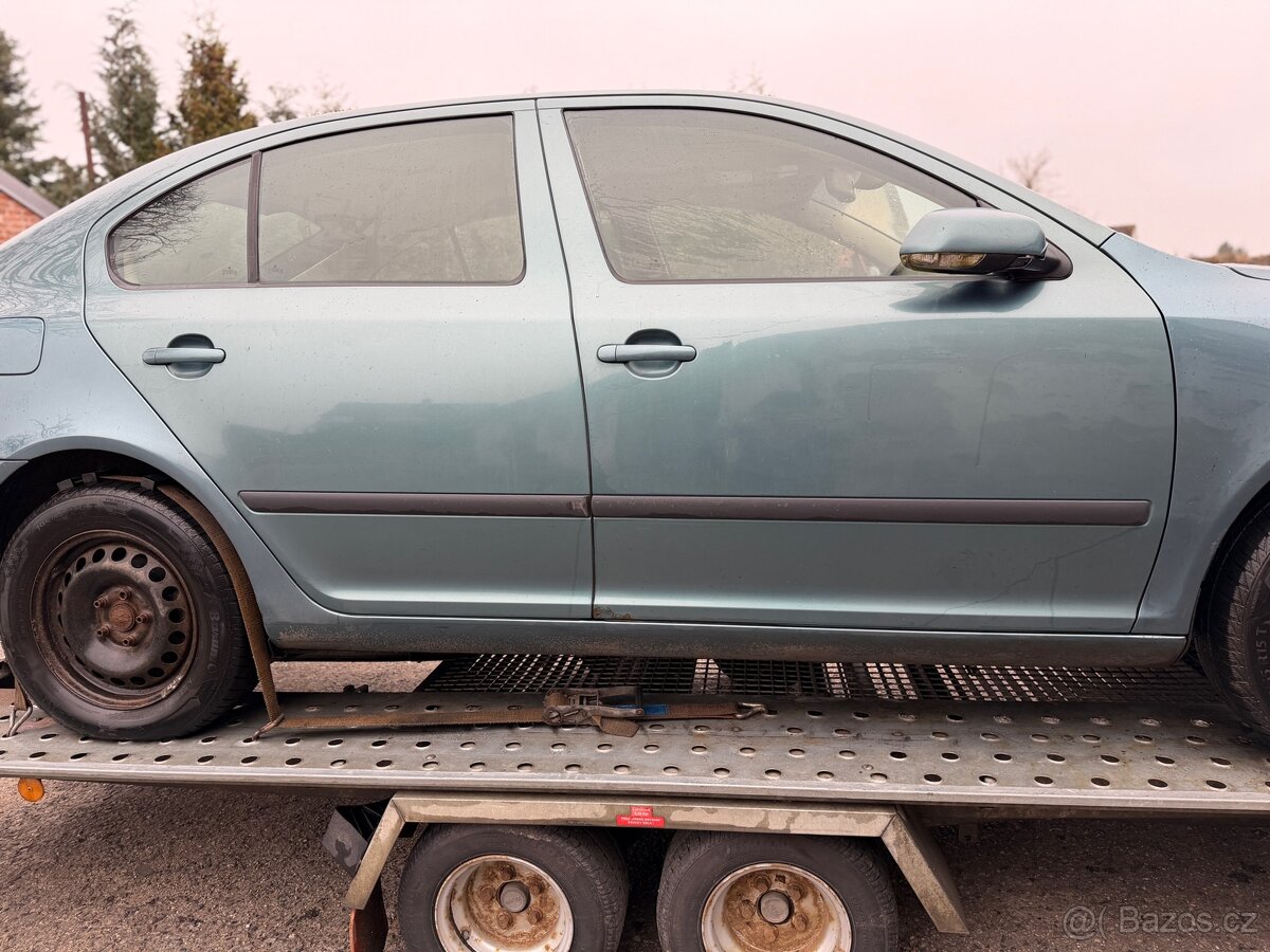 Škoda Octavia 2 díly - 6