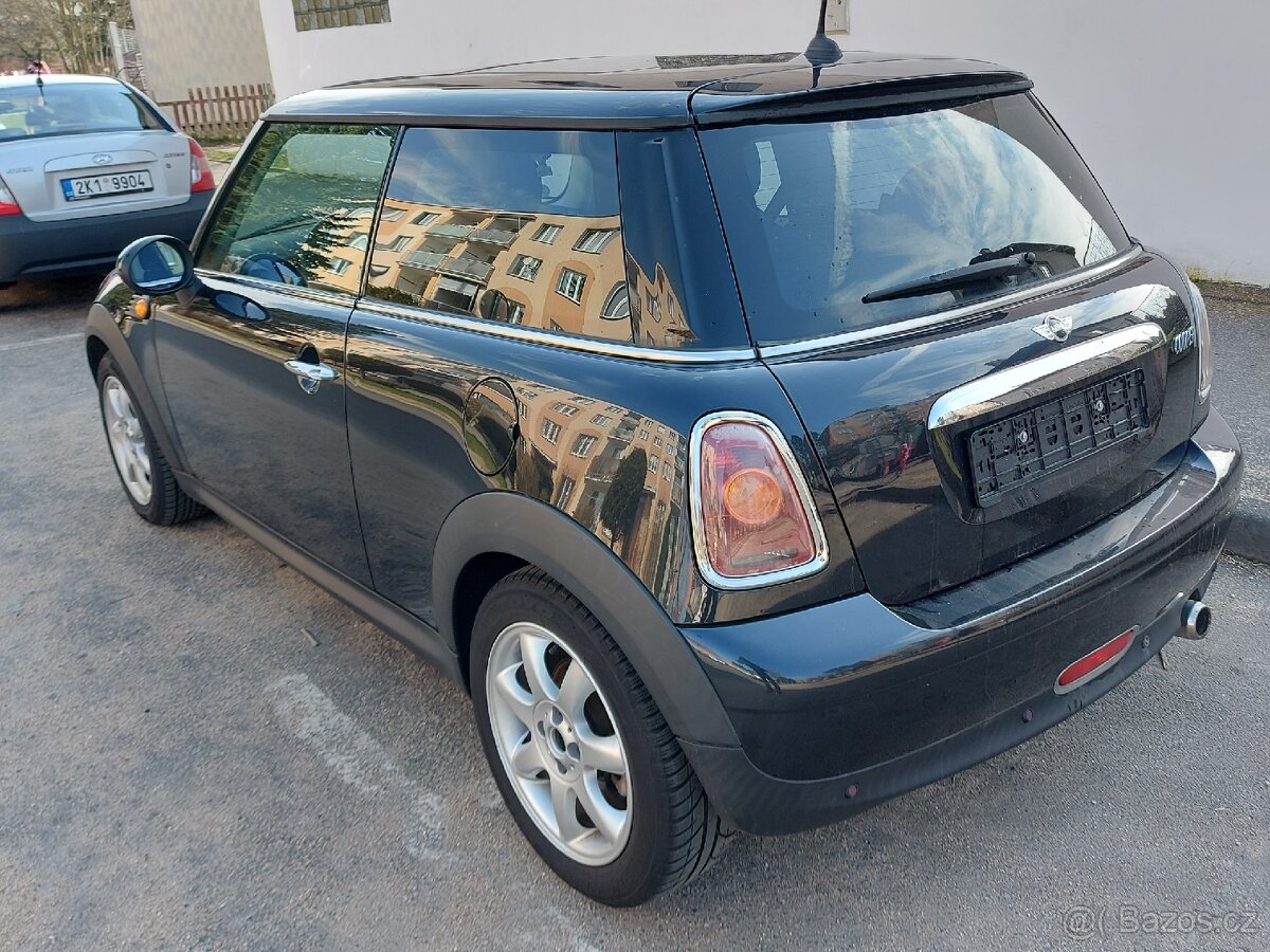 Mini Cooper 1,6 88kw 2007 - 6