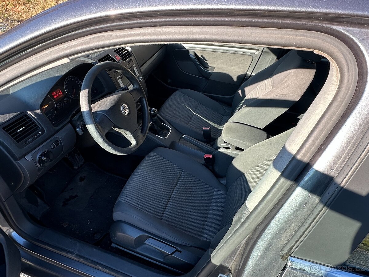 Volkswagen Golf V 1.9 TDI Variant - 6