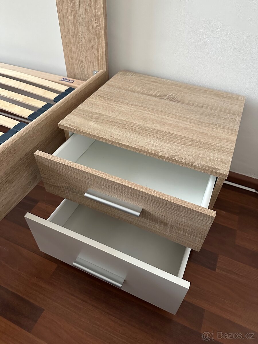 Postel, noční stolek a šatní skříň - 6