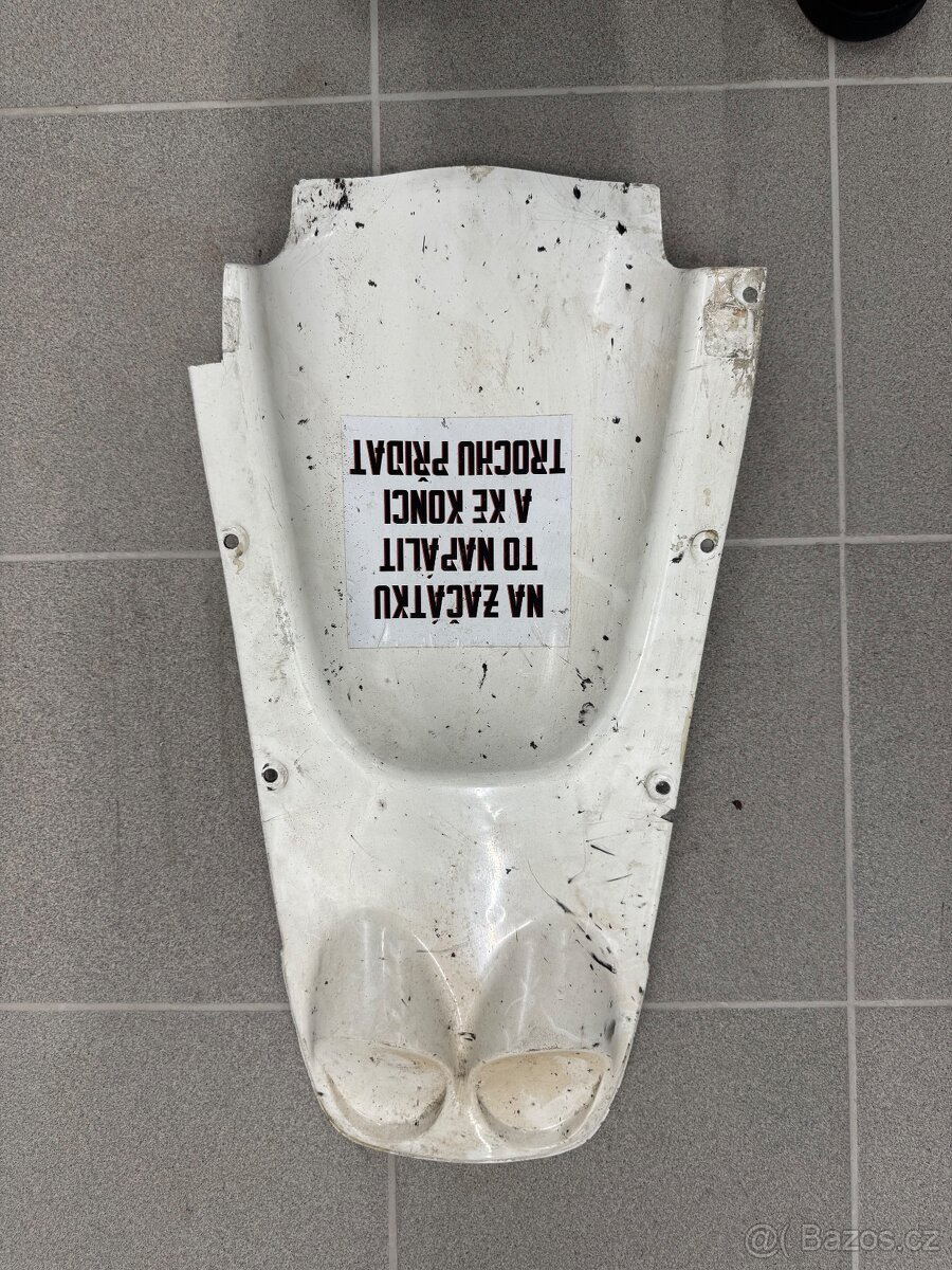 Laminátové kapoty r6 - 6