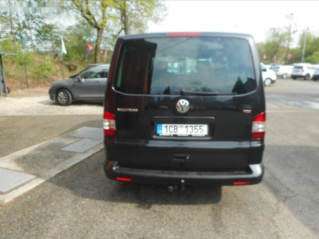 Volkswagen Multivan,2,5 TDi - 6
