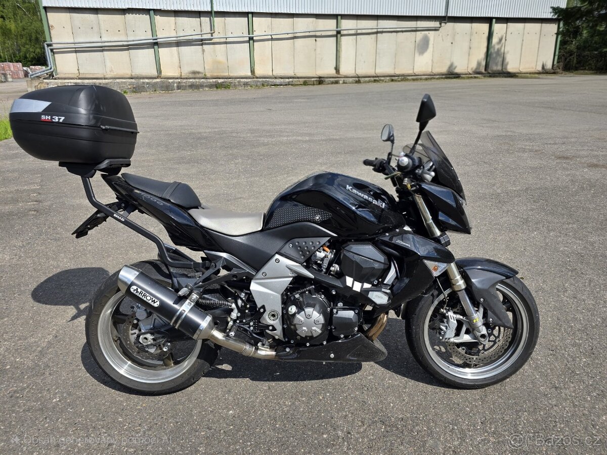 Kawasaki Z1000 - 6