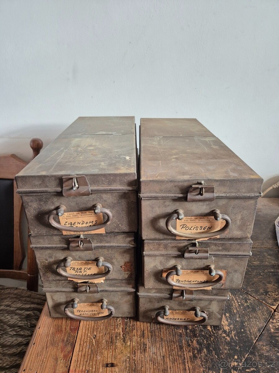 Stará vojenská plechová dóza / krabice / kastlík - 6