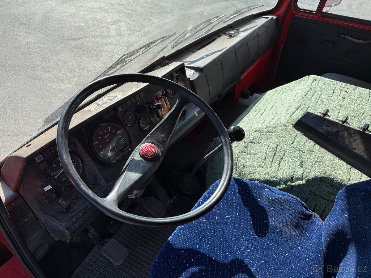 Tatra T815 sklápěč - 6