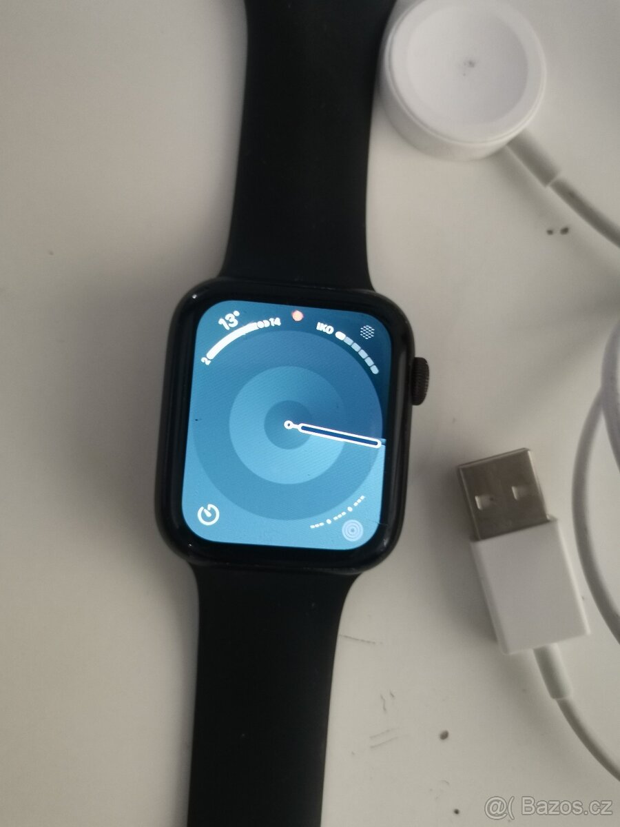 Apple Watch SE, GPS, 44mm Brno - 6